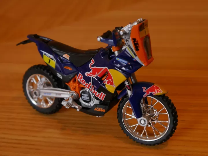 ktm 525