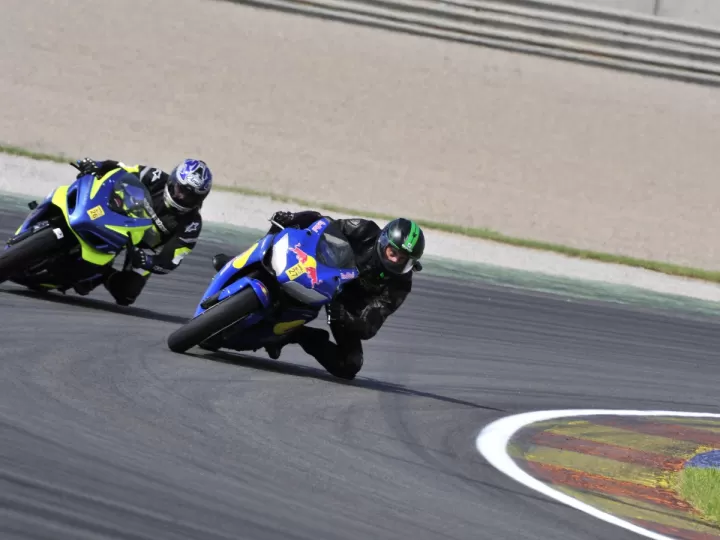 se puede conducir una moto de agua sin carnet