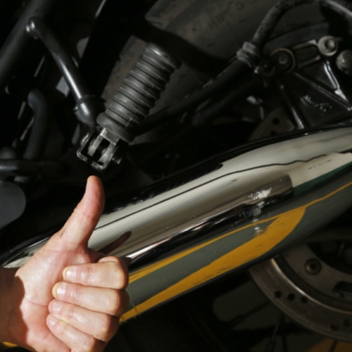 Cómo limpiar los cromados de tu moto