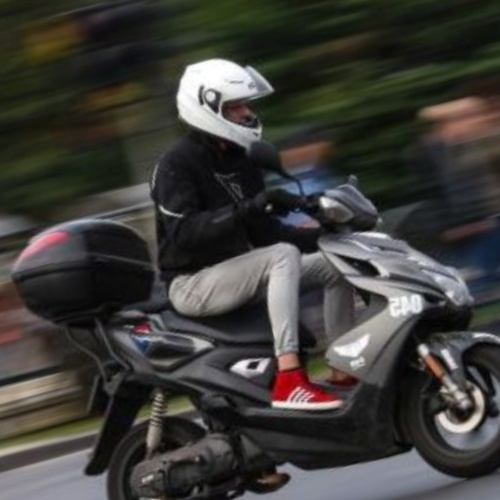 Errores al conducir un scooter de 125 cc