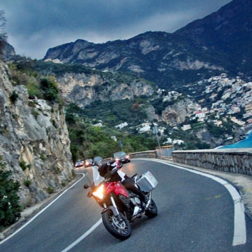 Guía para viajar en moto por Europa