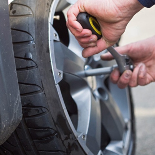 ¿Sabes cuándo cambiar los neumáticos?