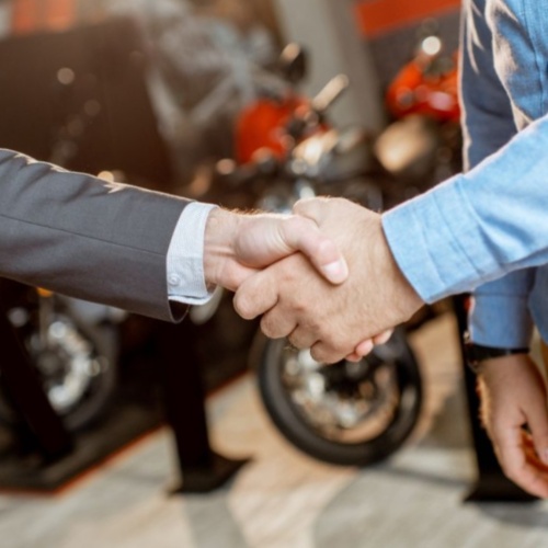 Transferir una moto: requisitos y precios